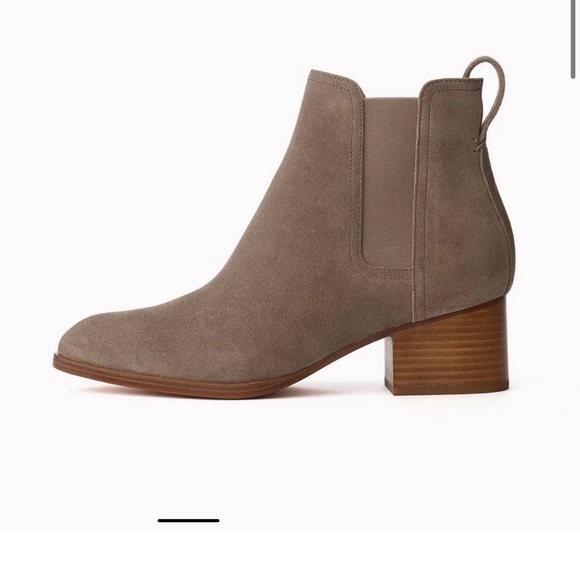 rag & bone Shoes - Rag & Bone Tan Water Suede Ankle Chelsea Boots